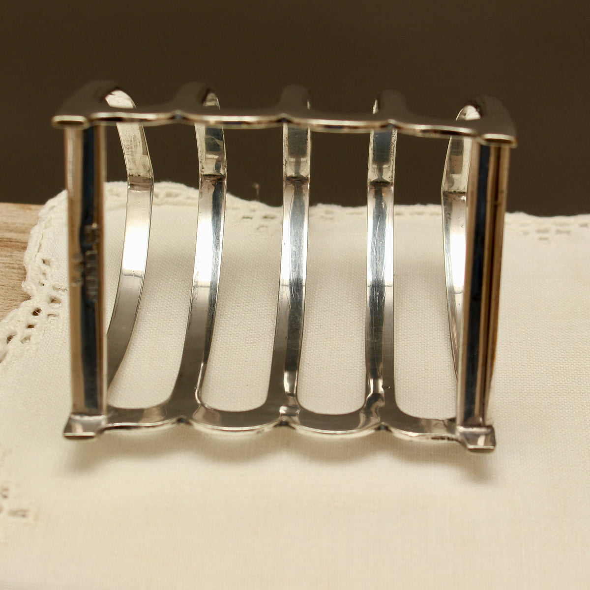 Antique Henry Wilkinson Sheffield Silver Plated Toast Rack - 4-Slot Teardrop Handle Letter Rack (c.1900)