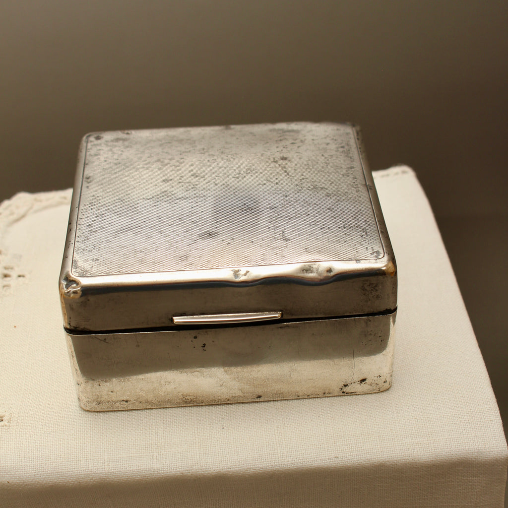 Art Deco Sterling Silver Cigarette Box (1925) | William Neale & Sons
