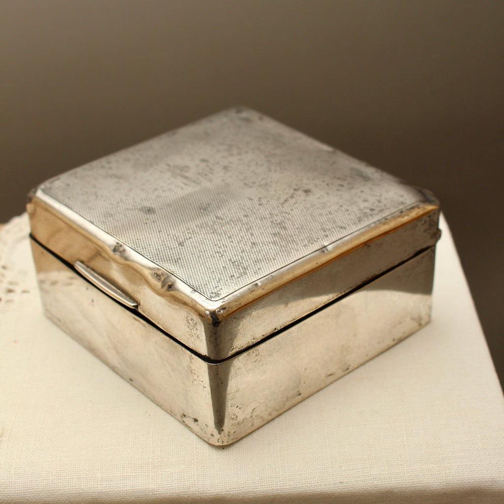 Art Deco Sterling Silver Cigarette Box (1925) | William Neale & Sons