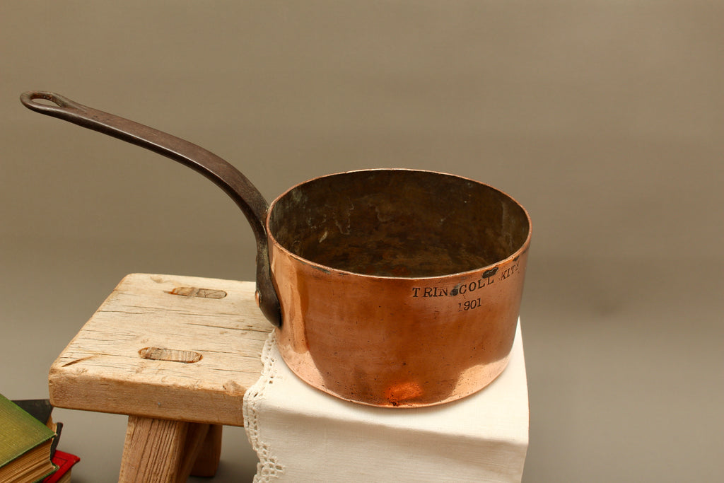 Antique Trinity College Cambridge Copper Saucepan & Lid (1901) | Collegiate Kitchenalia