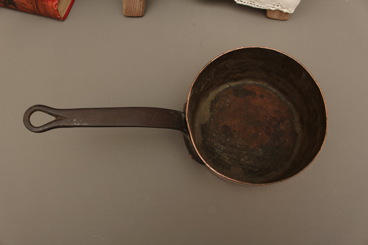 Antique Trinity College Cambridge Copper Saucepan & Lid (1901) | Collegiate Kitchenalia