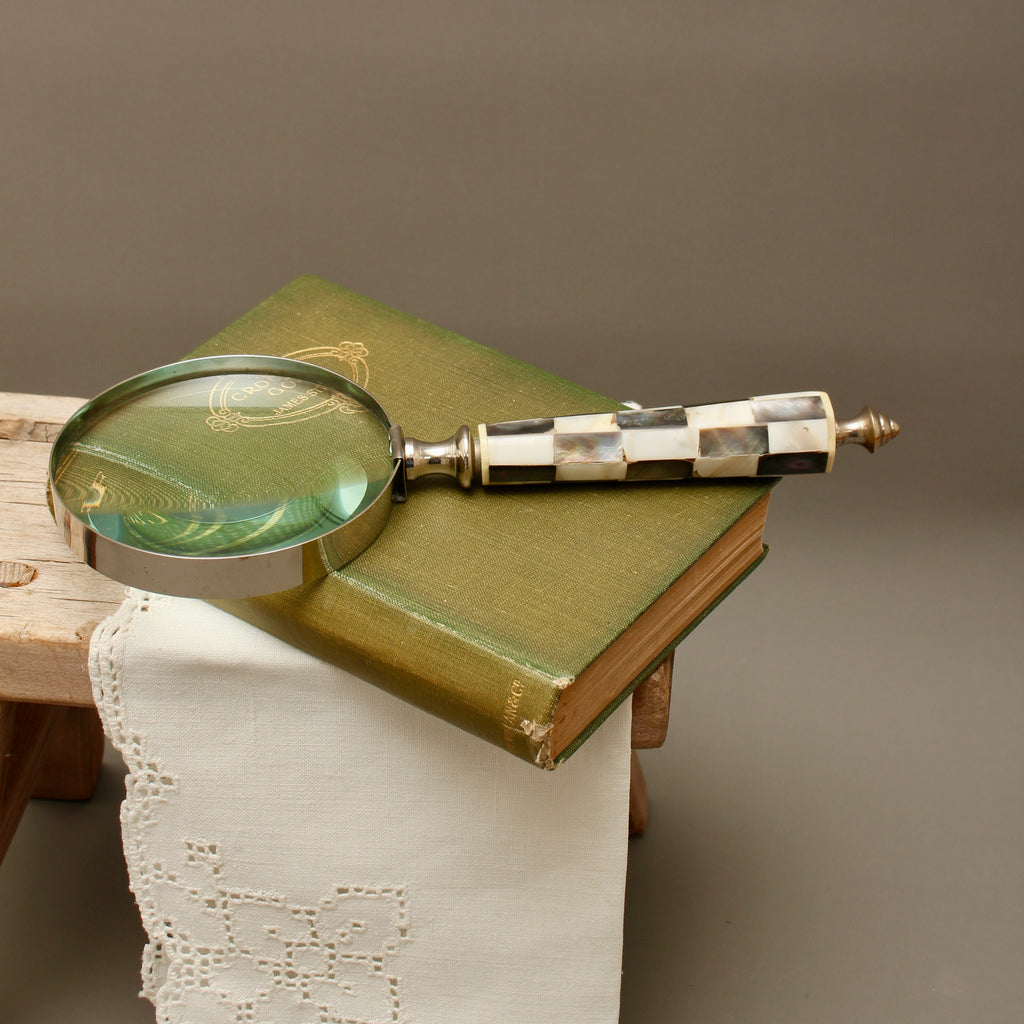 Checkered Mother of Pearl Handheld Magnifying Glass | Large Desk Magnifier