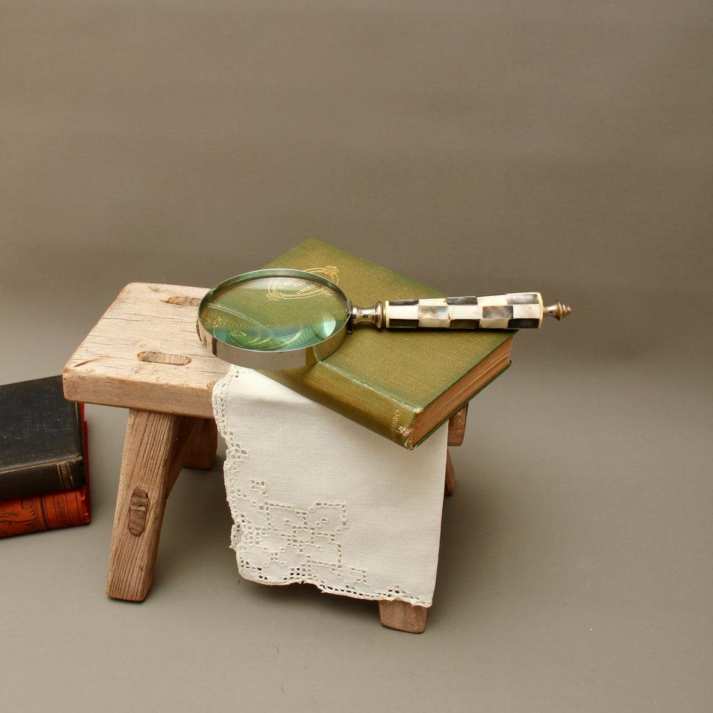 Checkered Mother of Pearl Handheld Magnifying Glass | Large Desk Magnifier