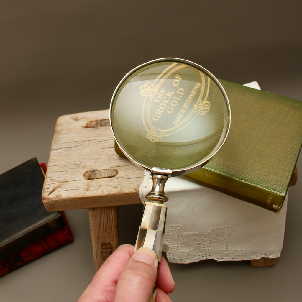 Checkered Mother of Pearl Handheld Magnifying Glass | Large Desk Magnifier