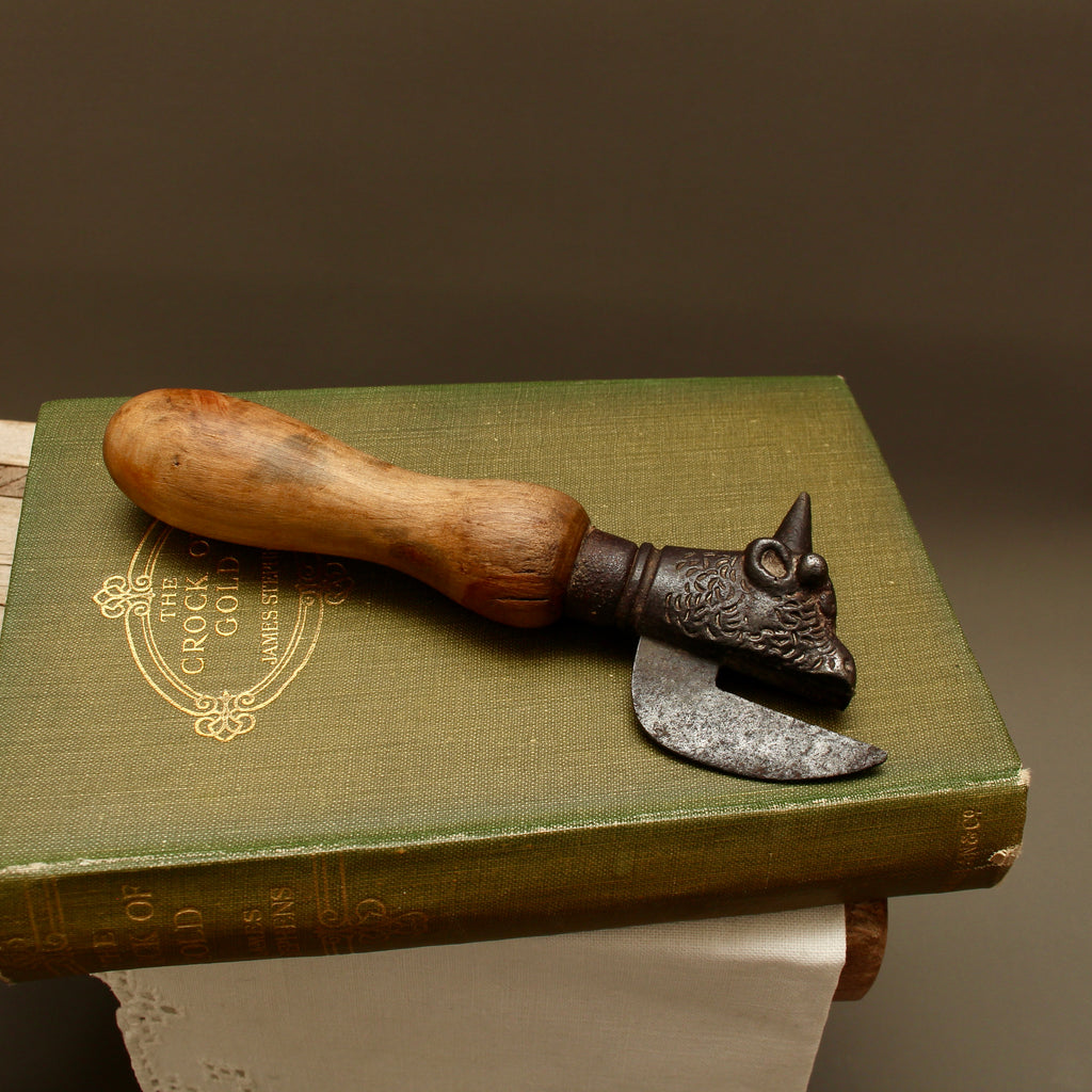 Antique WW1 "Bully Beef" Cast Iron Can Opener | Victorian Bull's Head Tin Opener