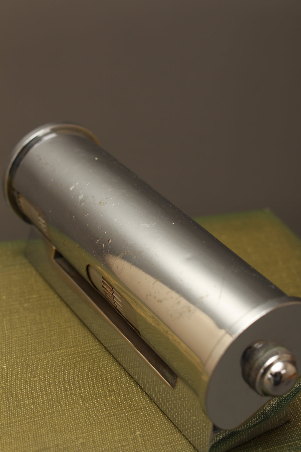 Mid-Century Chrome Cylinder Perpetual Desk Calendar | 1950s Metal Roller Calendar