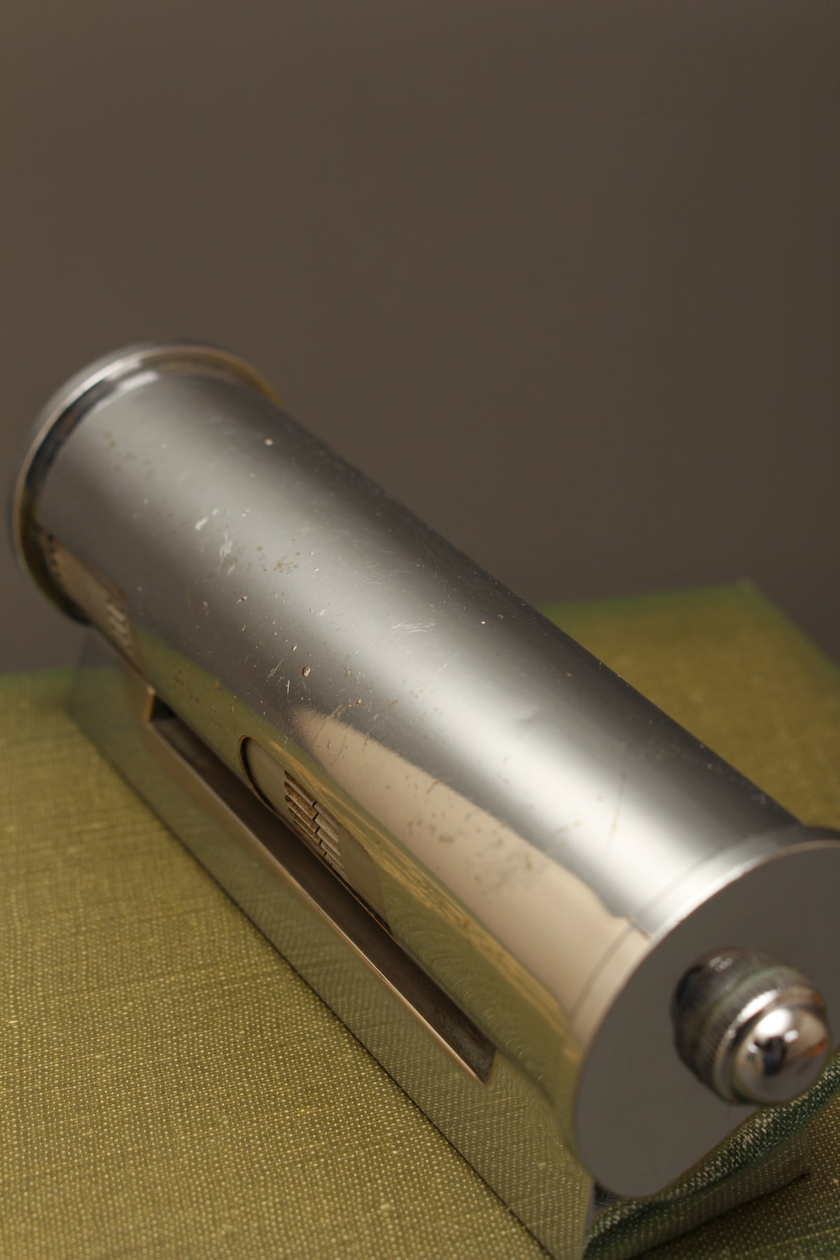 Mid-Century Chrome Cylinder Perpetual Desk Calendar | 1950s Metal Roller Calendar