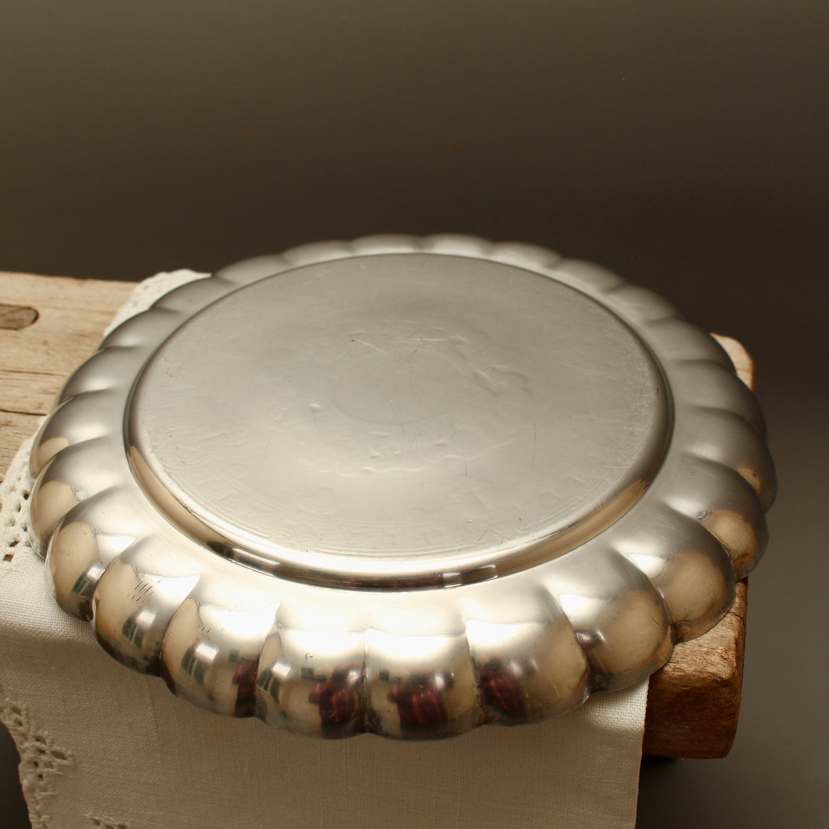 Vintage Viners of Sheffield Alpha Plate Scalloped Card Tray Trinket Dish