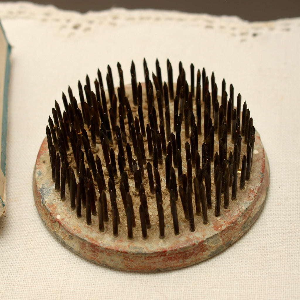Vintage Boxed Pollards Large Spiked Flower Frog – Mid-Century 3.3 Inch Kenzan