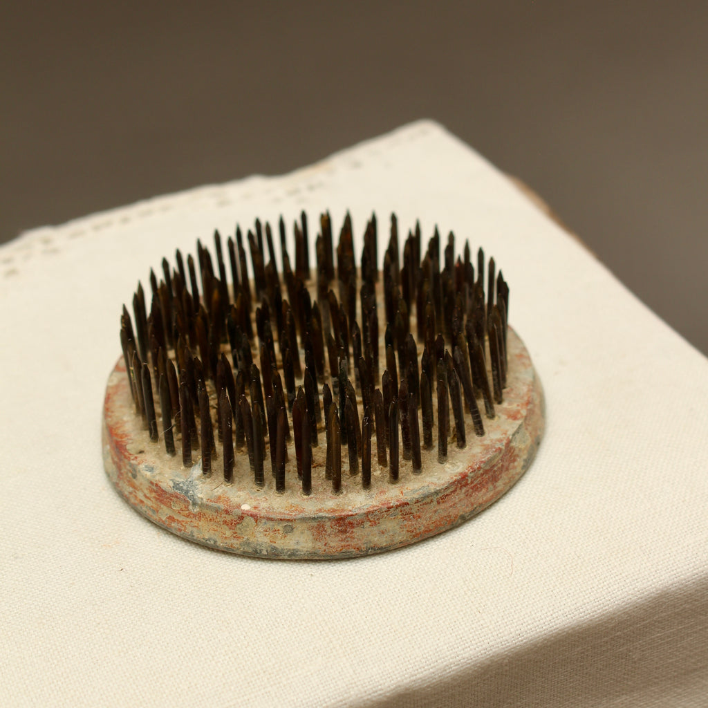Vintage Boxed Pollards Large Spiked Flower Frog – Mid-Century 3.3 Inch Kenzan