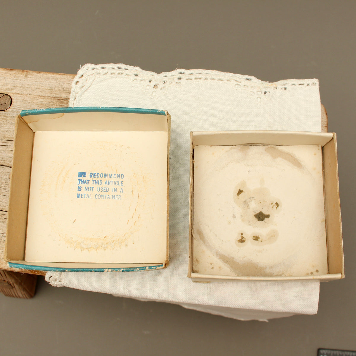 Vintage Boxed Pollards Large Spiked Flower Frog – Mid-Century 3.3 Inch Kenzan