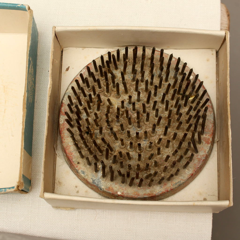 Vintage Boxed Pollards Large Spiked Flower Frog – Mid-Century 3.3 Inch Kenzan