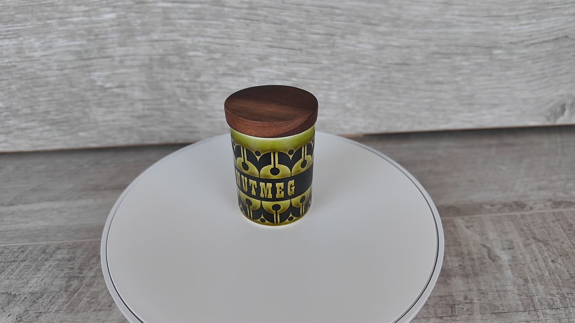 Vintage Hornsea Green Heirloom Spice Jar Nutmeg Replacement Pot 1970s